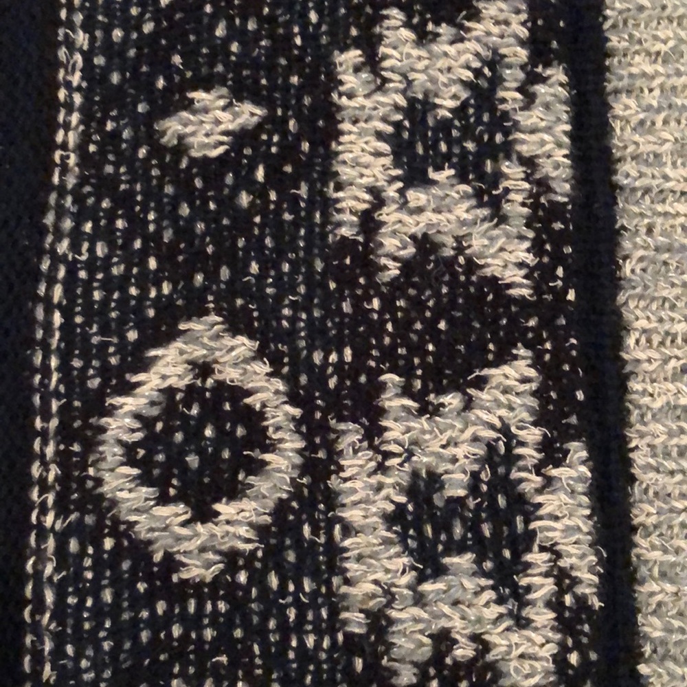 Sweater - Picture 2 of 2
